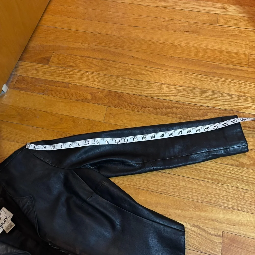 Vakko Vintage Black Leather Jacket for Women - Picture 9 of 9